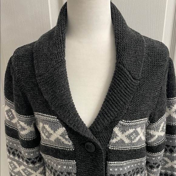 Fair Isle Charcoal & Lt Grey Cardigan Shawl Collar Button Front Pockets Sz M - Picture 3 of 13